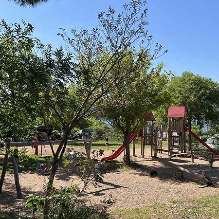 Camping Onlycamp Les Vailhes Lodève 外观 照片