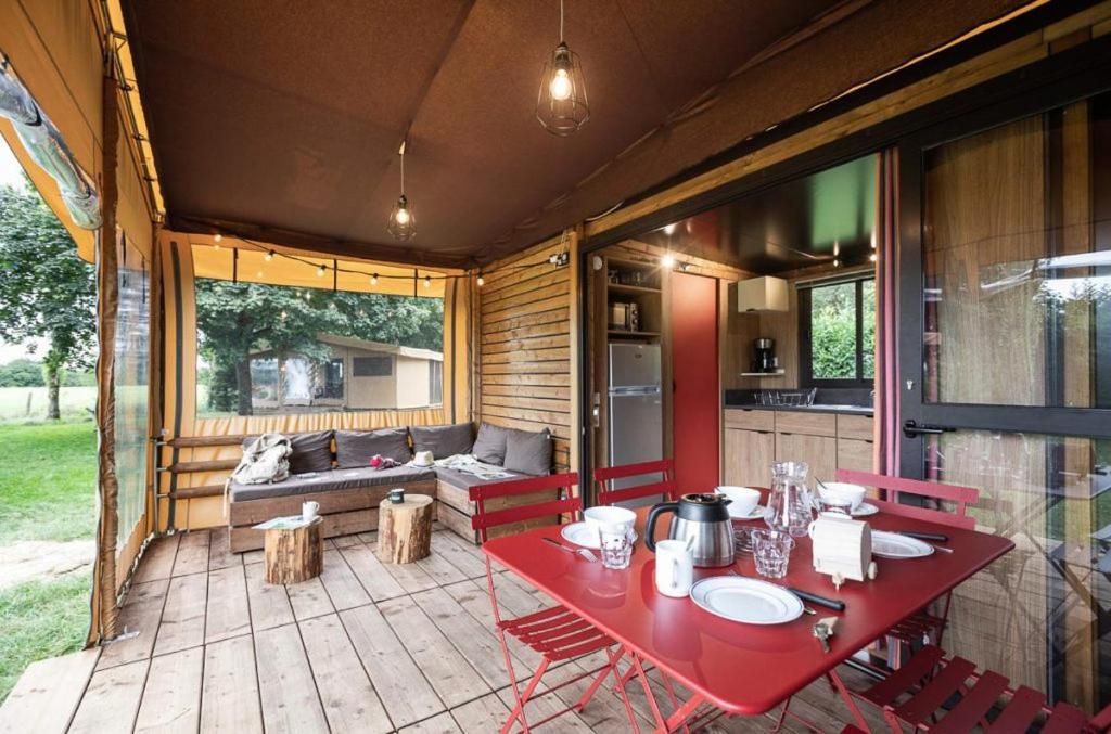 Camping Onlycamp Les Vailhes Lodève 外观 照片