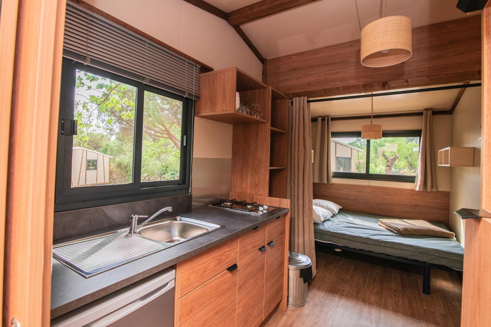 Camping Onlycamp Les Vailhes Lodève 客房 照片
